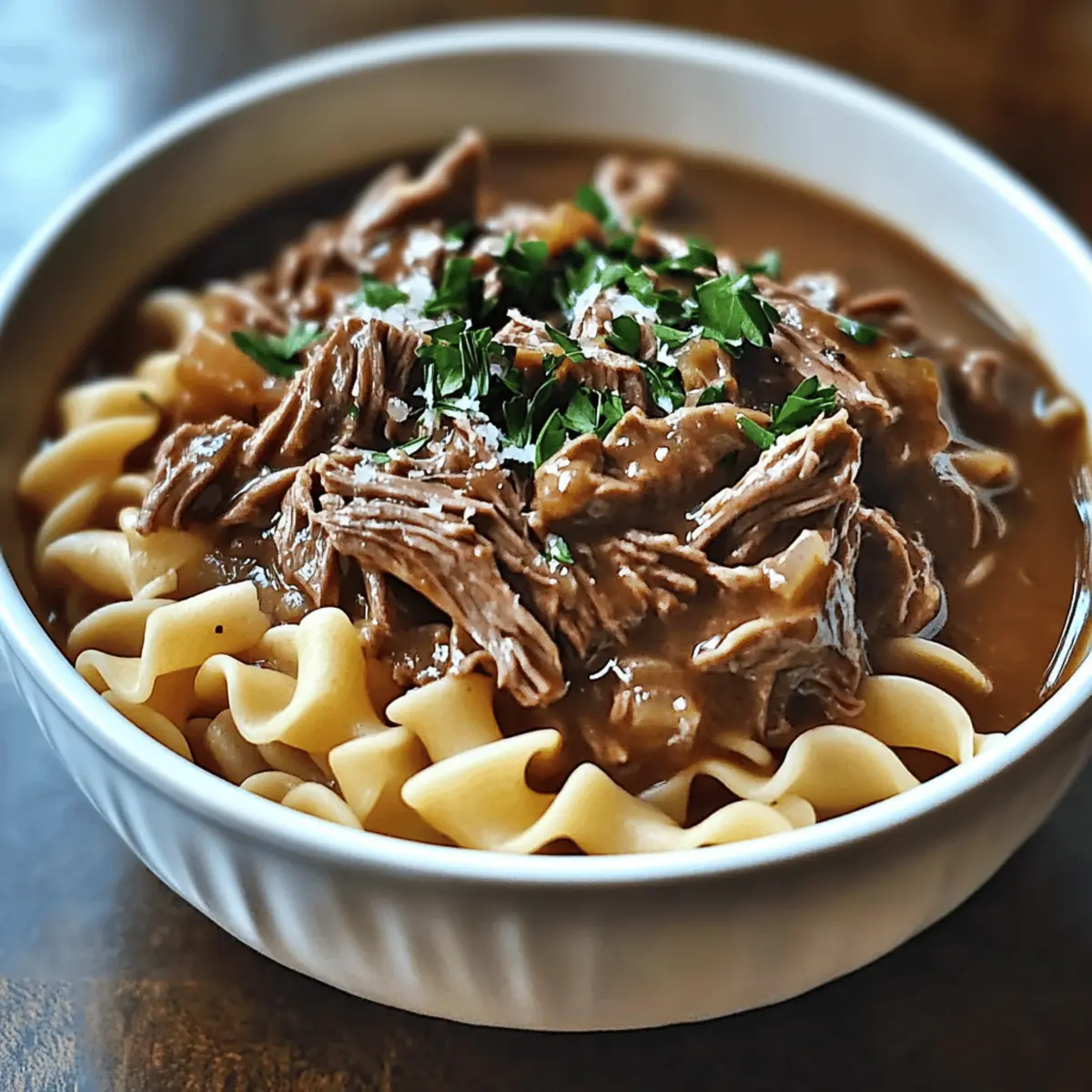 Slow Cooker Beef & Noodles