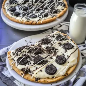 Cookies & Cream Dessert Pizza